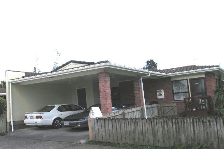 Photo of property in 10 Mayfair Place, Henderson, Auckland, 0614