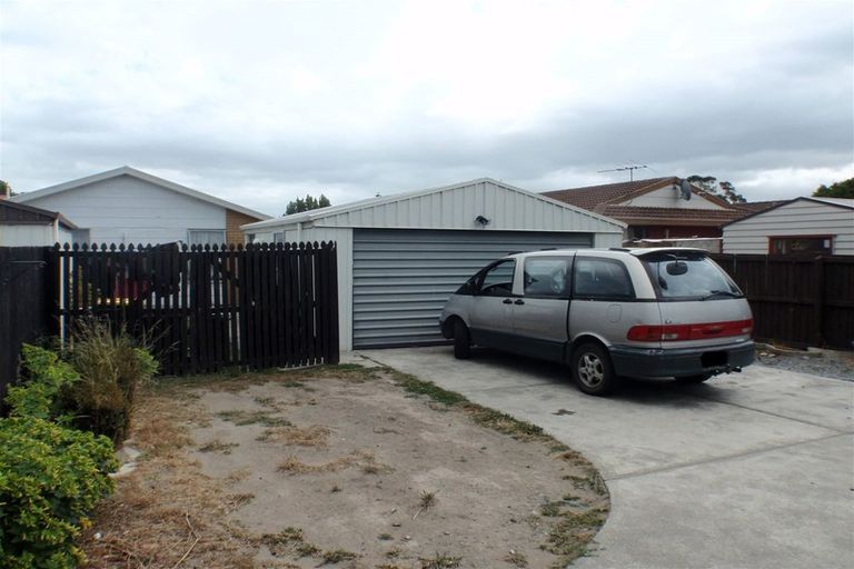 Photo of property in 2/24 Mchaffies Place, Wainoni, Christchurch, 8061