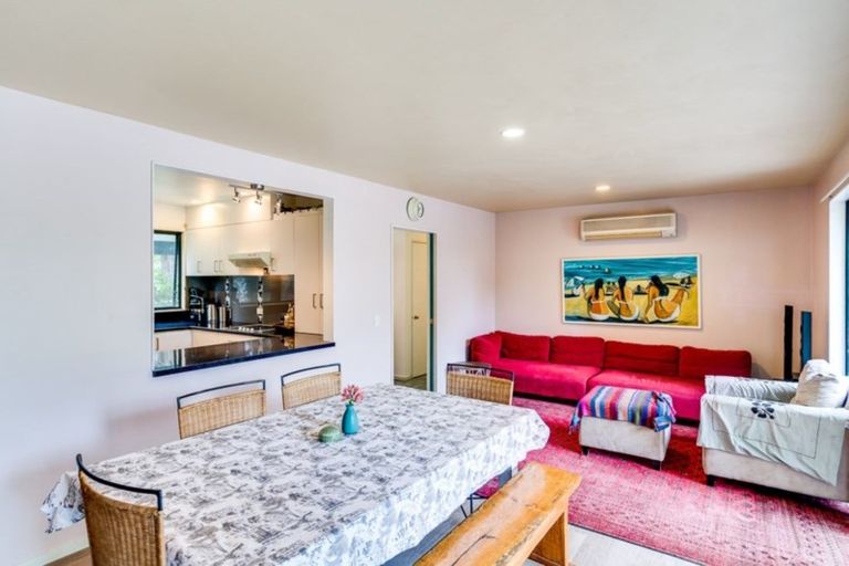 Photo of property in 7 Albert Street, Clive, 4102