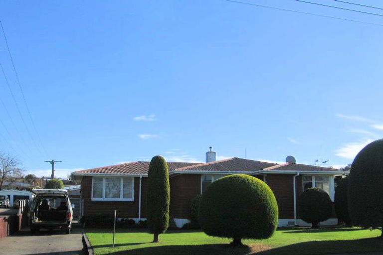 Photo of property in 86 Lethbridge Street, Feilding, 4702