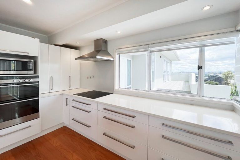 Photo of property in 51 Tiri Road, Manly, Whangaparaoa, 0930