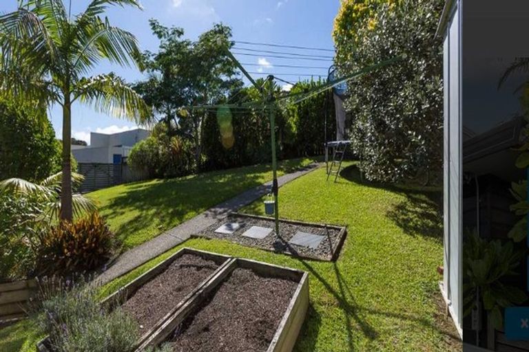 Photo of property in 7 Redfern Lane, Glenfield, Auckland, 0629