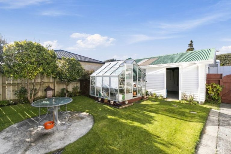 Photo of property in 16 Manutuke Street, Wainuiomata, Lower Hutt, 5014