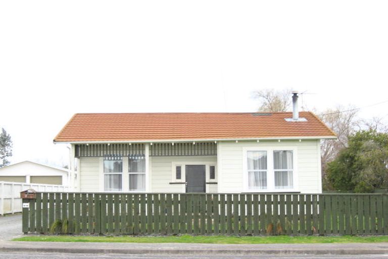 Photo of property in 9 Woburn Street, Waipukurau, 4200