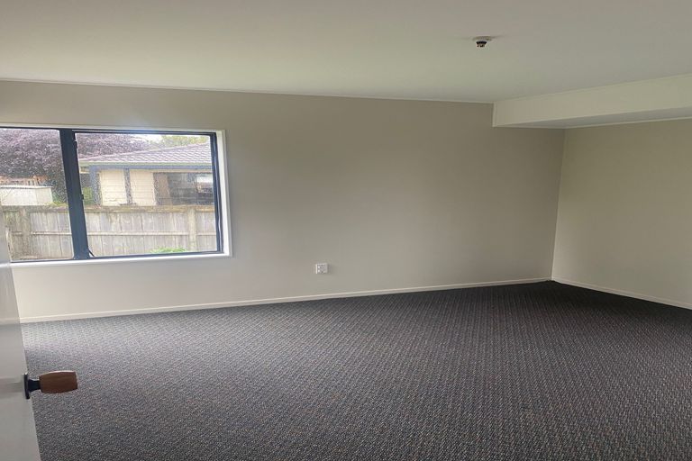 Photo of property in 17 Oakmont Place, Wattle Downs, Auckland, 2103