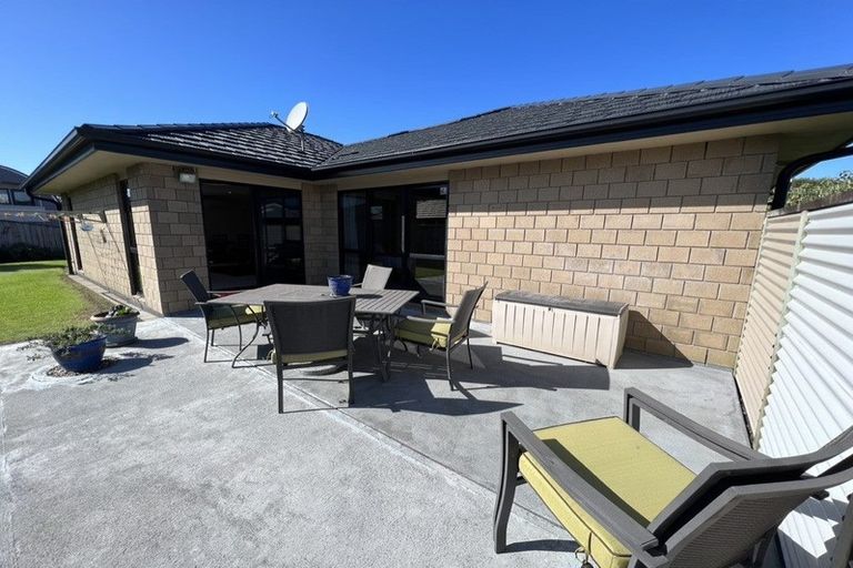 Photo of property in 3 Iwanui Close, Waitara, 4320