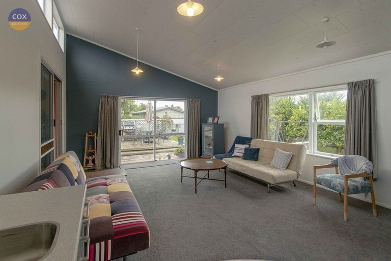 Photo of property in 28 Mcgregor Avenue, Pirimai, Napier, 4112