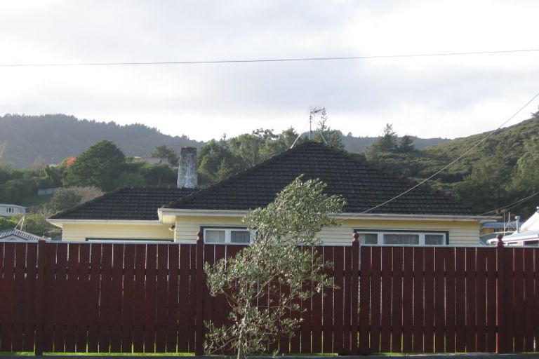 Photo of property in 223b Stokes Valley Road, Stokes Valley, Lower Hutt, 5019