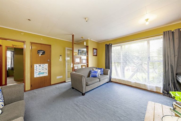 Photo of property in 1/507 Massey Road, Mangere, Auckland, 2022