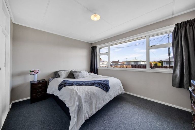 Photo of property in 64 Reid Avenue, Hawera, 4610