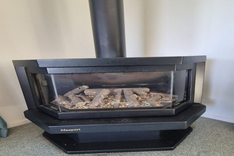 Photo of property in 19 Seaview Lane, Wainui, French Farm, 7582