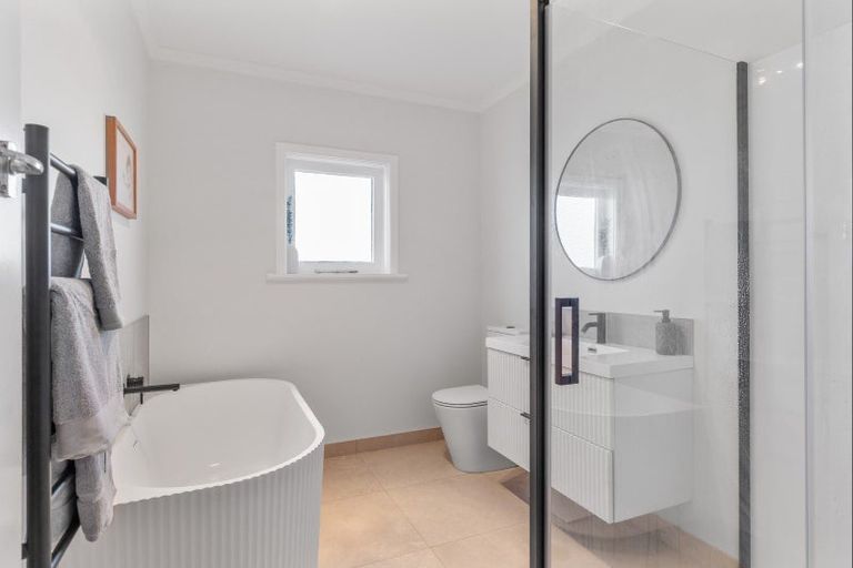 Photo of property in 26 George Street, Levin, 5510