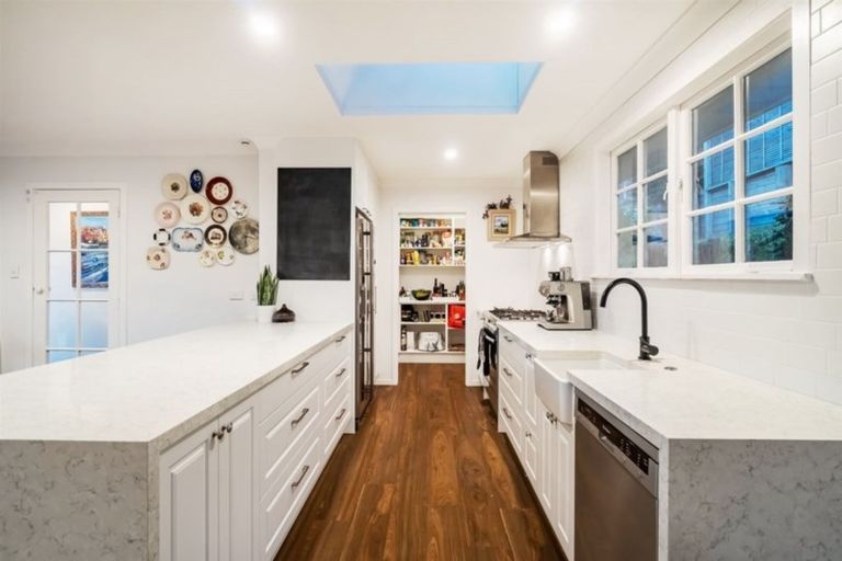 Photo of property in 116 Roseberry Avenue, Birkenhead, Auckland, 0626