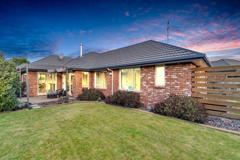 Photo of property in 4 Paget Drive, Woodend, 7610