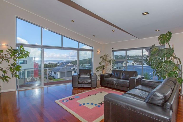 Photo of property in 87 Cedar Street, Maungaraki, Lower Hutt, 5010