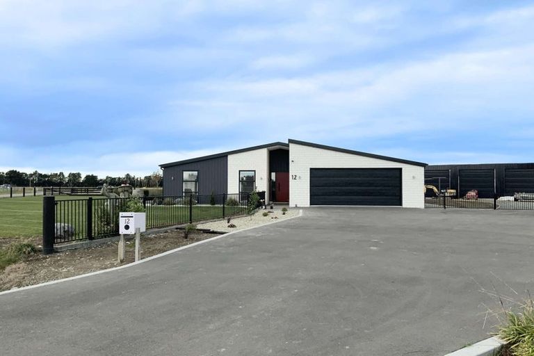 Photo of property in 12 Meadowlands Green, Allenton, Ashburton, 7700