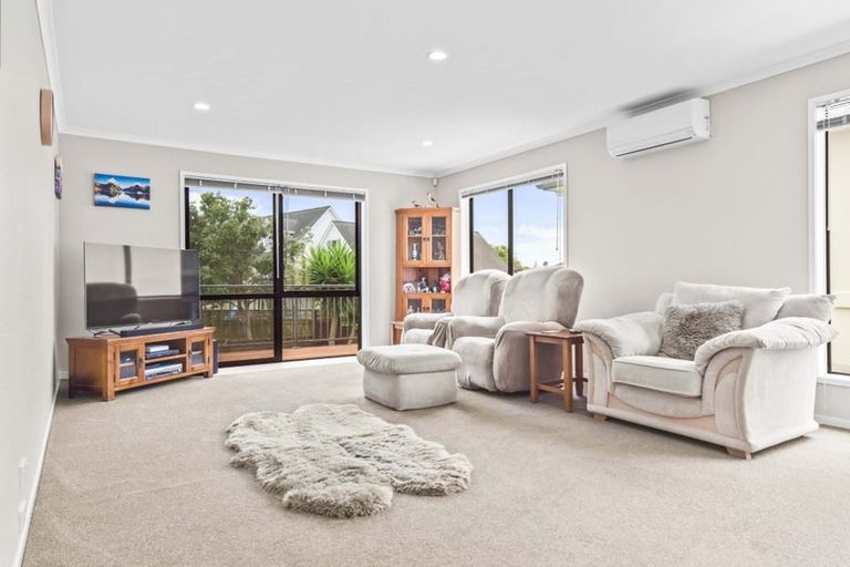 Photo of property in 7 The Rise, Gulf Harbour, Whangaparaoa, 0930