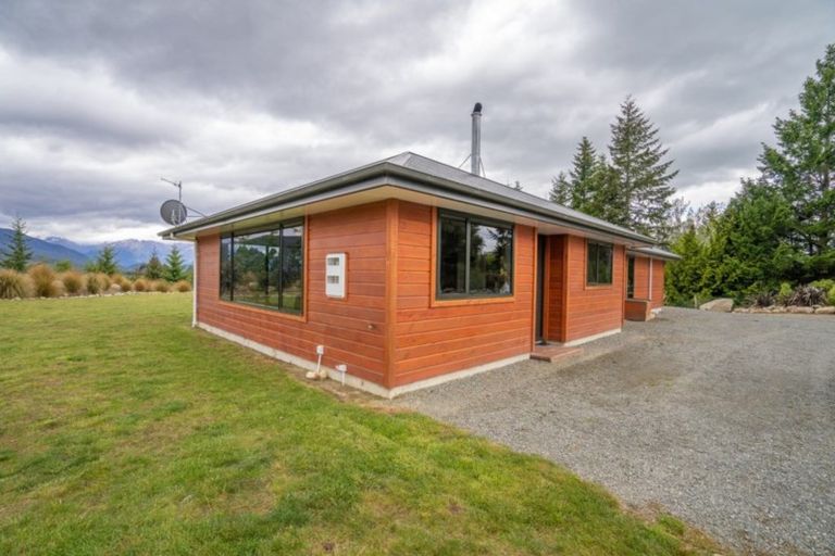 Photo of property in 681a Manapouri-te Anau Highway, Te Anau, 9679