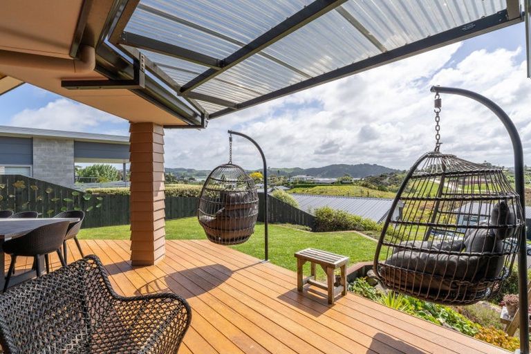 Photo of property in 10 Mahana Place, Raglan, 3225