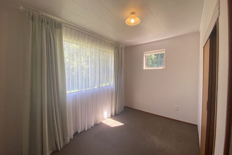 Photo of property in 66 Lavery Place, Sunnynook, Auckland, 0632