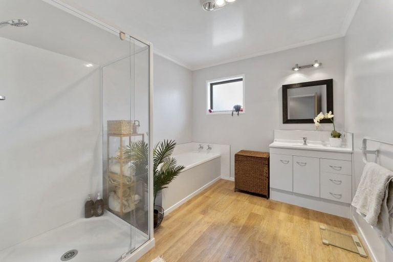 Photo of property in 35 Mcintosh Road, Blackmans, Alexandra, 9391