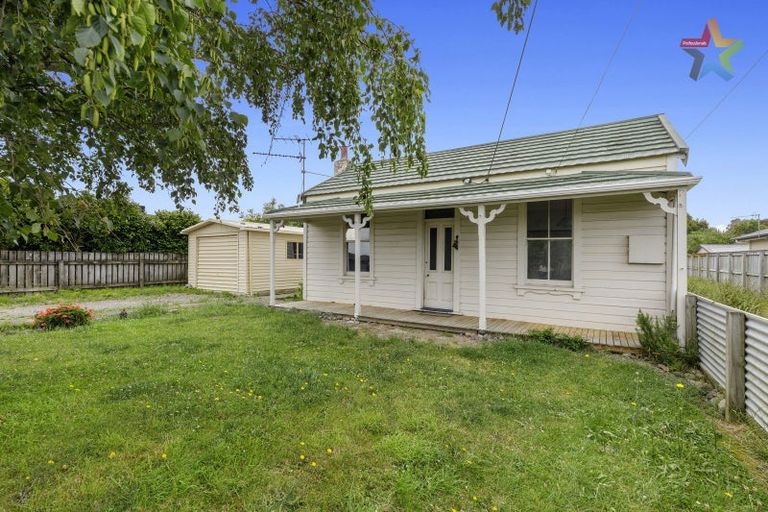 Photo of property in 35 Frederick Street, Carterton, 5713