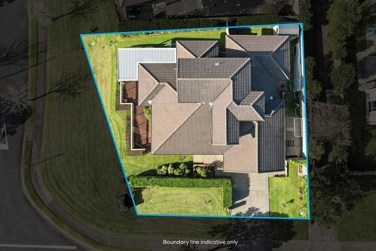 Photo of property in 13 Anchorite Way, Red Beach, 0932