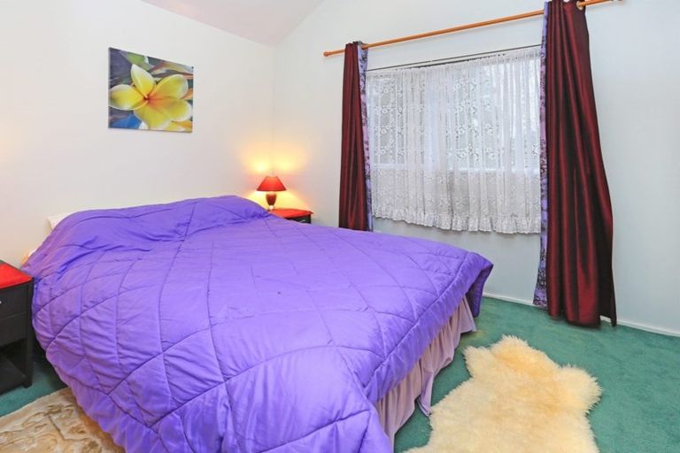 Photo of property in 2/2 Red Road, Red Hill, Papakura, 2110