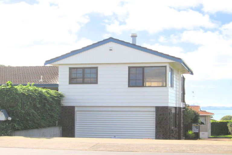 Photo of property in 2/116 Bucklands Beach Road, Bucklands Beach, Auckland, 2012