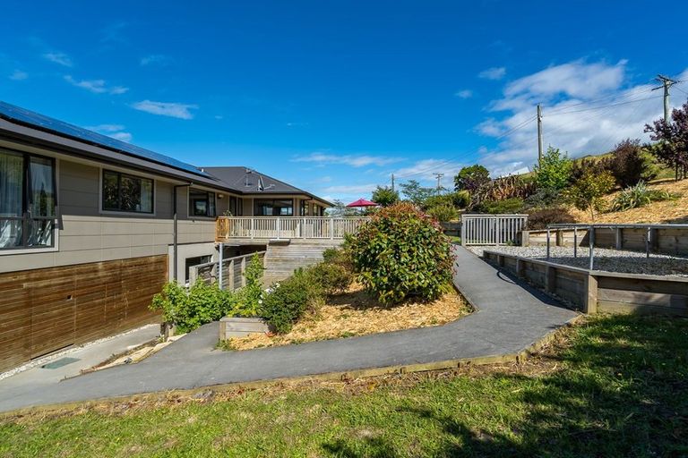 Photo of property in 11 Thomson Street, Green Island, Dunedin, 9018