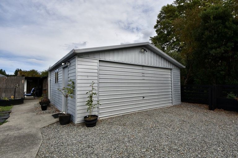 Photo of property in 65 Victoria Street, Carterton, 5713