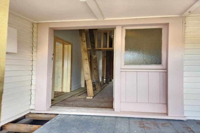 Photo of property in 11 Rosalie Terrace, Kelvin Grove, Palmerston North, 4414