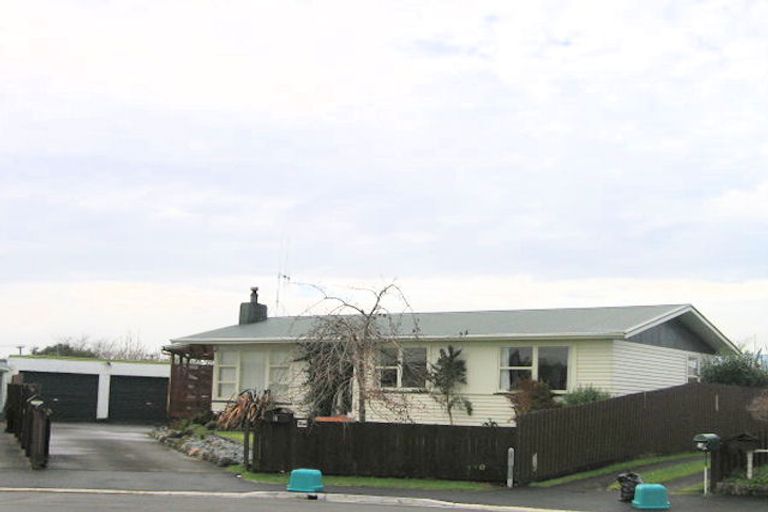 Photo of property in 11 Bremridge Place, Melville, Hamilton, 3206