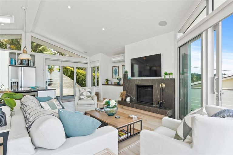 Photo of property in 49 Saint Anne Road, Waipu, 0582