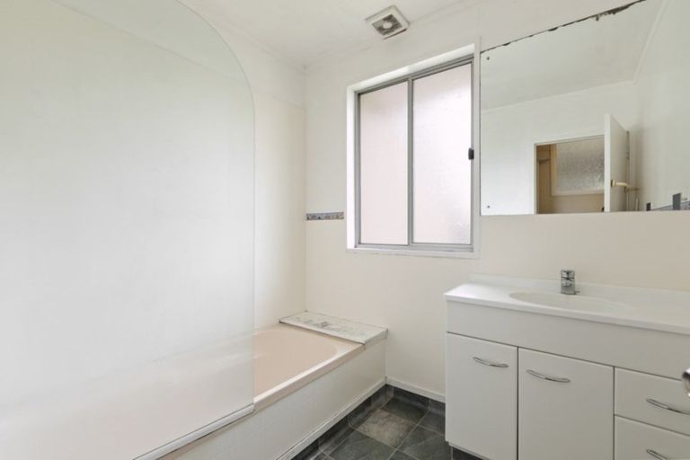 Photo of property in 77 Anne Road, Bellevue, Tauranga, 3110