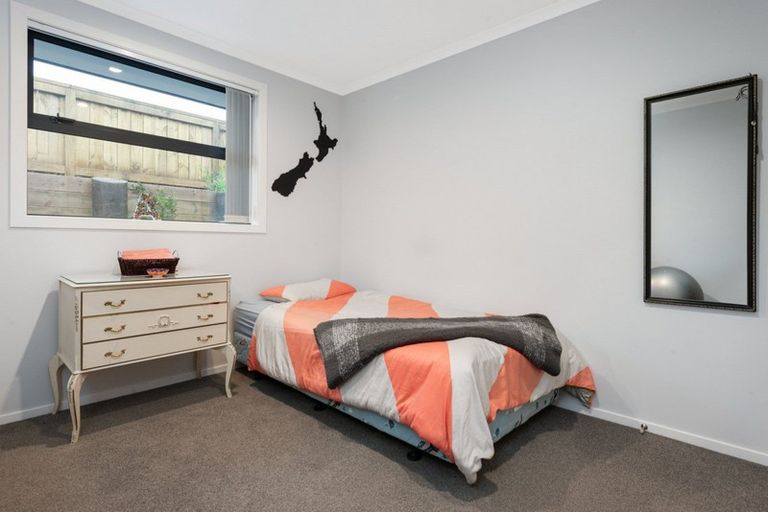 Photo of property in 19 Ballintoy Park Drive, Welcome Bay, Tauranga, 3175