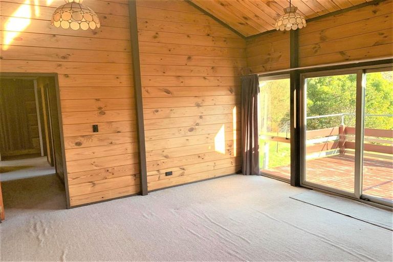 Photo of property in 13a Terminus Street, Silverstream, Upper Hutt, 5019