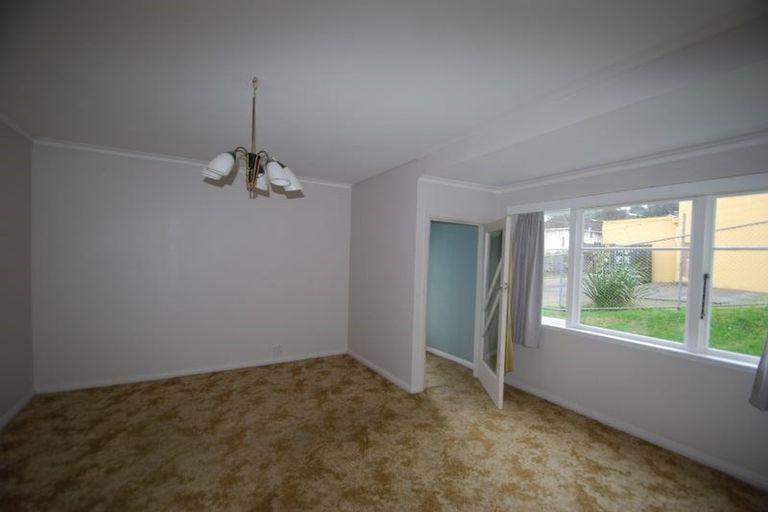 Photo of property in 14 Palm Grove, Berhampore, Wellington, 6023