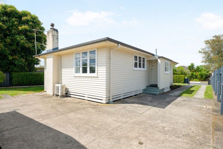 Photo of property in 9 Coleridge Drive, Enderley, Hamilton, 3214