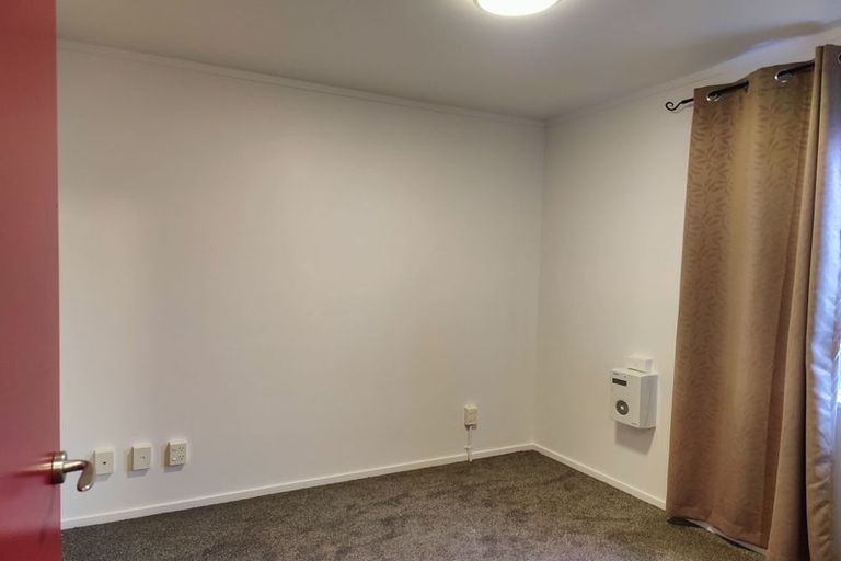 Photo of property in 8/3 Kelvin Grove, Te Aro, Wellington, 6011