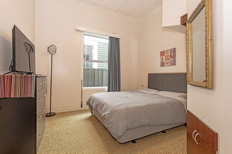 Photo of property in 300 Aberdeen Road, Gisborne, 4010