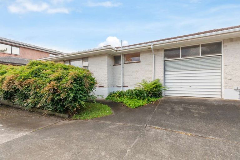 Photo of property in 2/28 Oakland Avenue, Papatoetoe, Auckland, 2025
