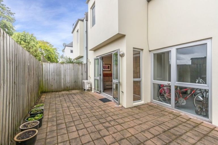Photo of property in 3/53 Ely Street, Christchurch Central, Christchurch, 8013