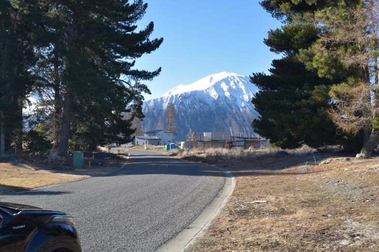 Photo of property in 80 Ohau Drive, Lake Ohau, Twizel, 9412