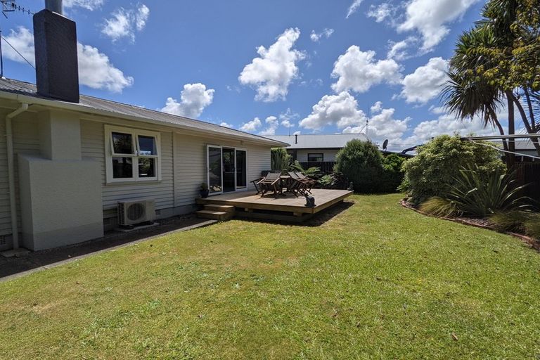 Photo of property in 48a Queenwood Road, Levin, 5510