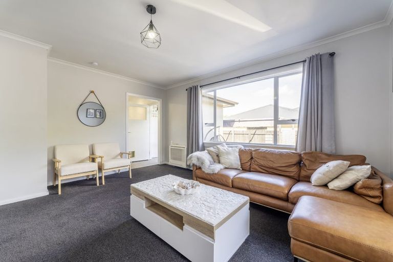 Photo of property in 10 Athol Place, Highfield, Timaru, 7910