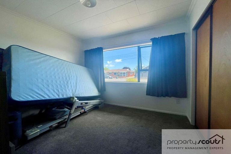 Photo of property in 19 Tukapa Street, Westown, New Plymouth, 4310