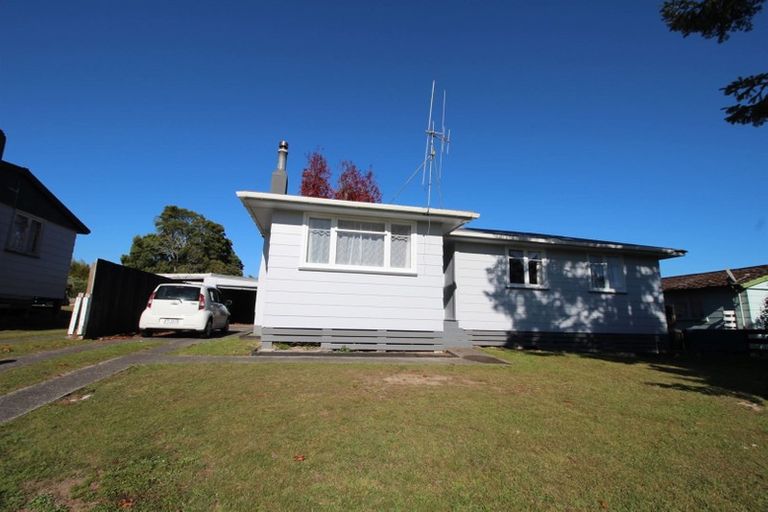 Photo of property in 219 Balmoral Drive, Tokoroa, 3420