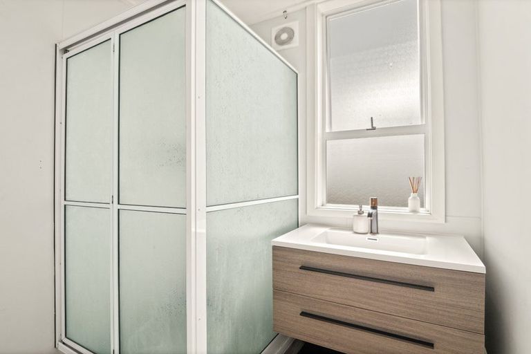 Photo of property in 23 Clyde Street, Kinmont Park, Mosgiel, 9024