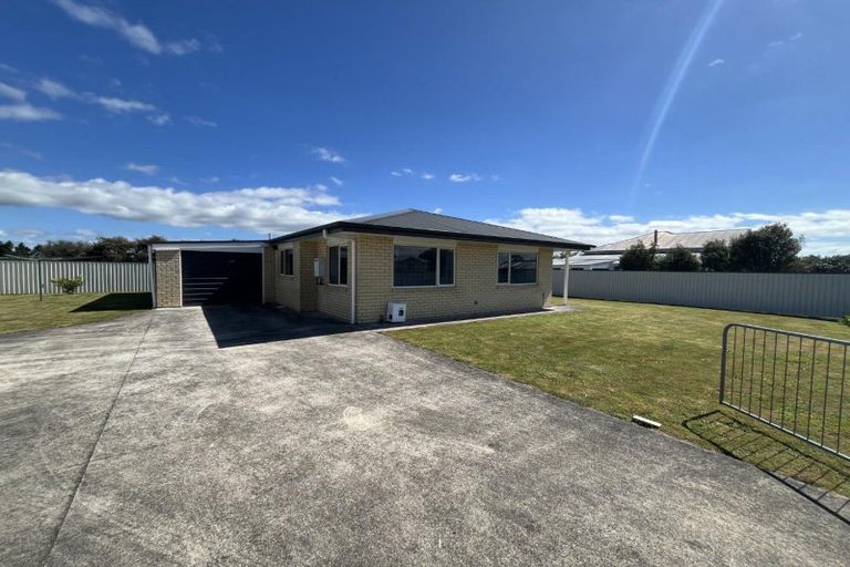 Photo of property in 70 Miro Street, Inglewood, 4330